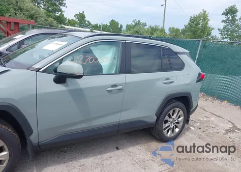 2021 Toyota Rav4 Xle Premium from USA, damaged, VIN 2T3A1RFV3MW247264